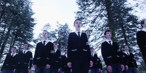 Fortis performing "Misty Mountains" for a music video.