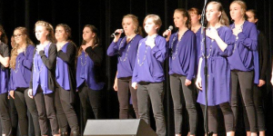 Bella Visi opens for Brigham Young University's all-female, all a cappella Noteworthy.